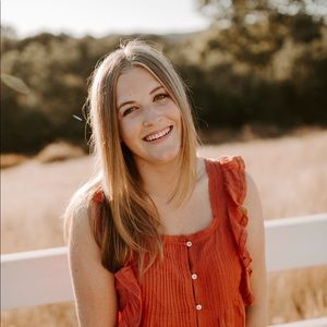 Meet your Posher, Annalee